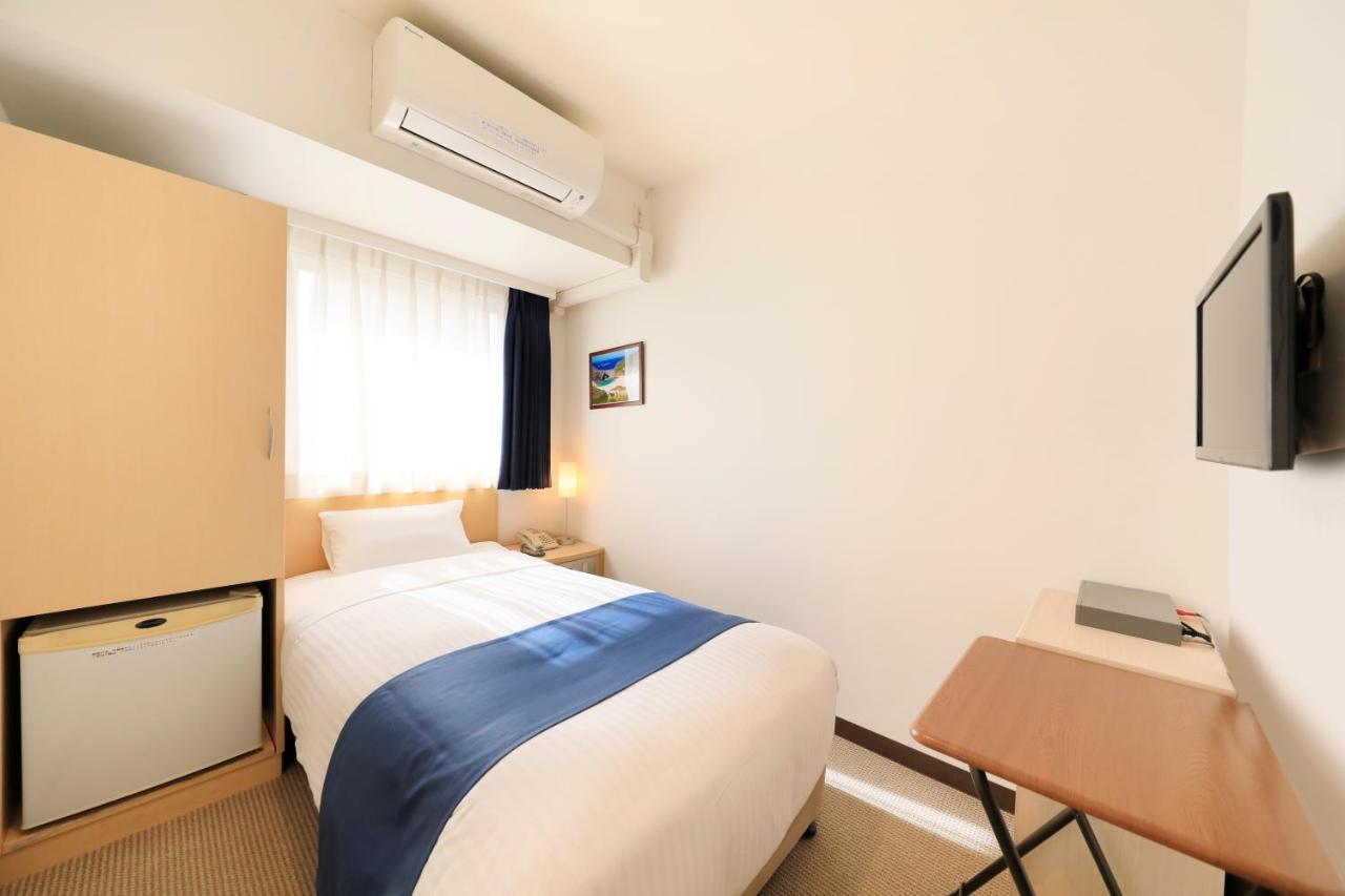 Hotel Famy Inn Kinshicho Tokio Buitenkant foto