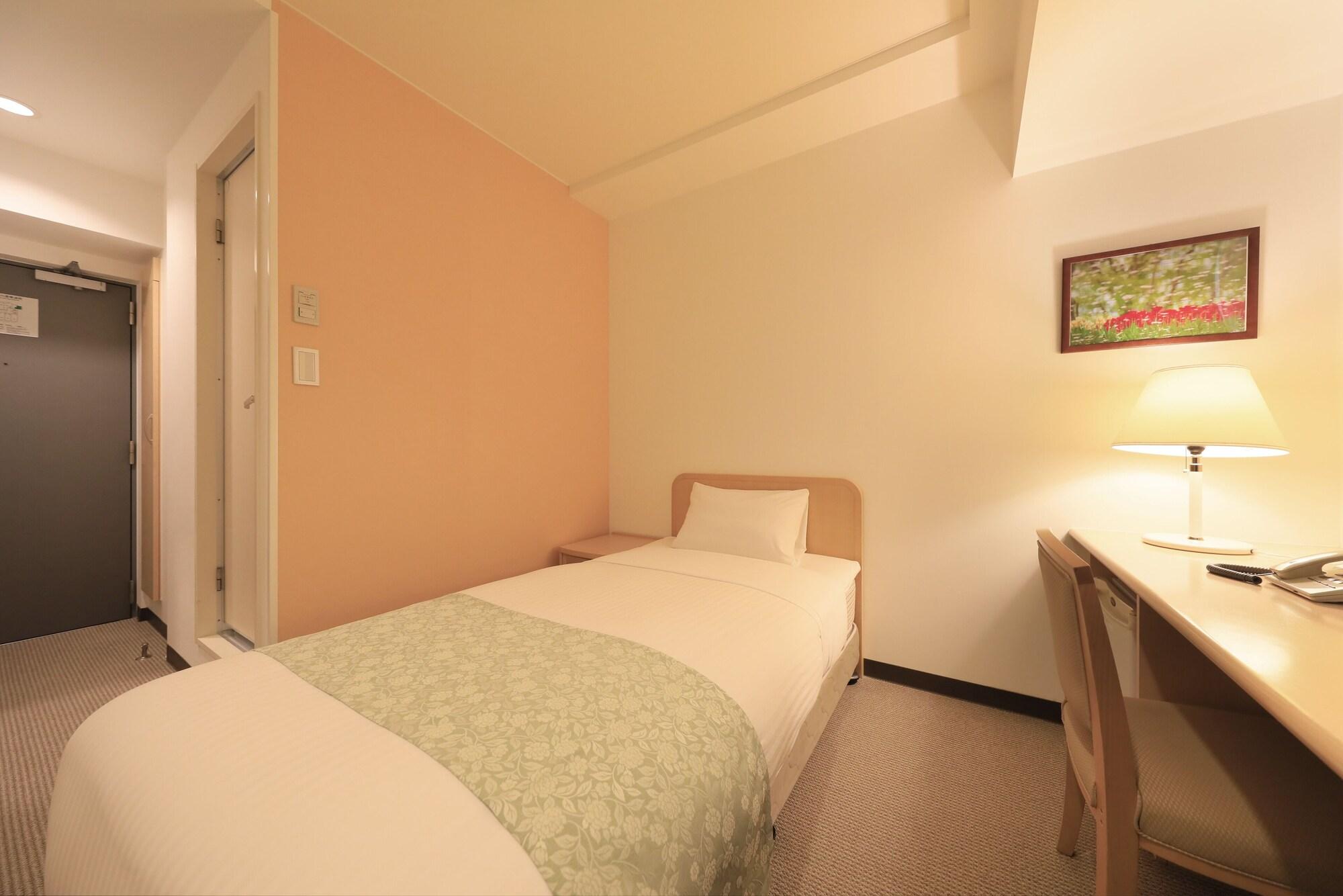 Hotel Famy Inn Kinshicho Tokio Buitenkant foto